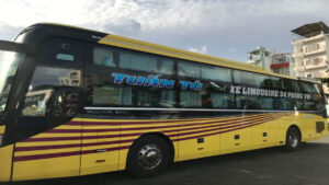 Nhà xe Tuấn Tú