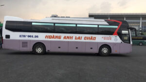 Nhà xe Hoàng Anh