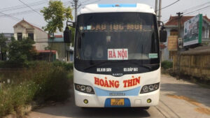 Nhà xe Hoàng Thìn