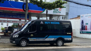 Nhà xe Huy Hoàng Limousine
