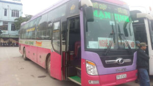 Nhà xe Mận Tịnh