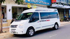 Nhà xe Phước Tiến