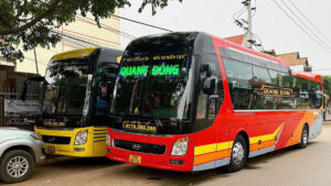 Nhà xe Quang Đông