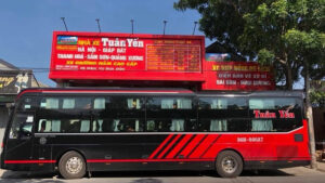 Nhà xe Tuân Yến